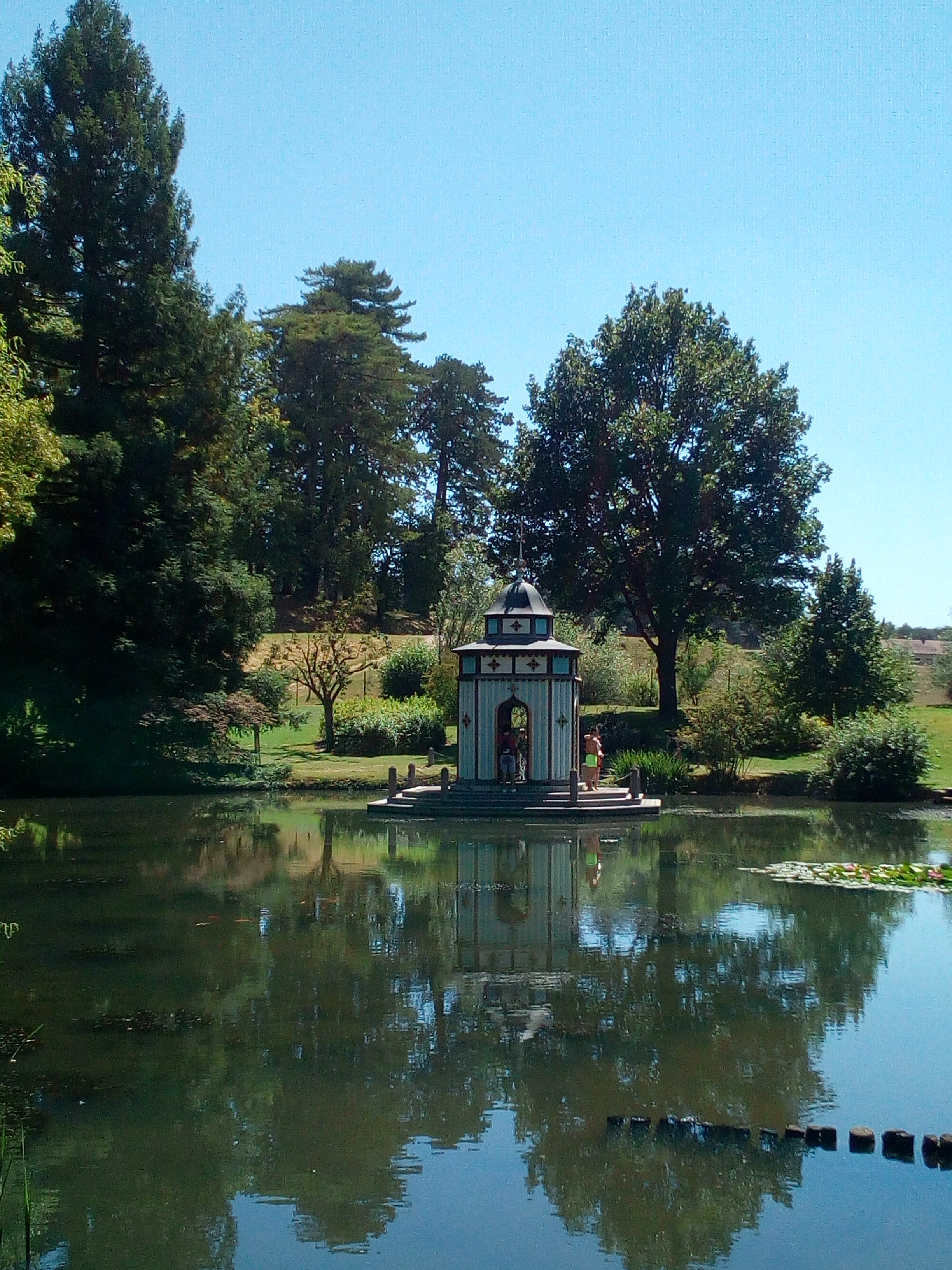 Parc floral d'Apremont-sur-Allier (18)